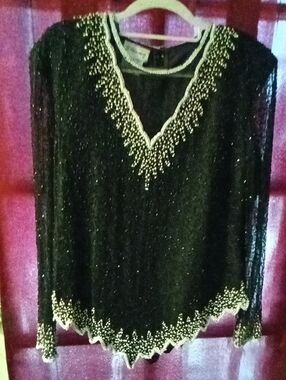 Women's STENAY Beautifully Beaded Attractive Flowy Dressy Top